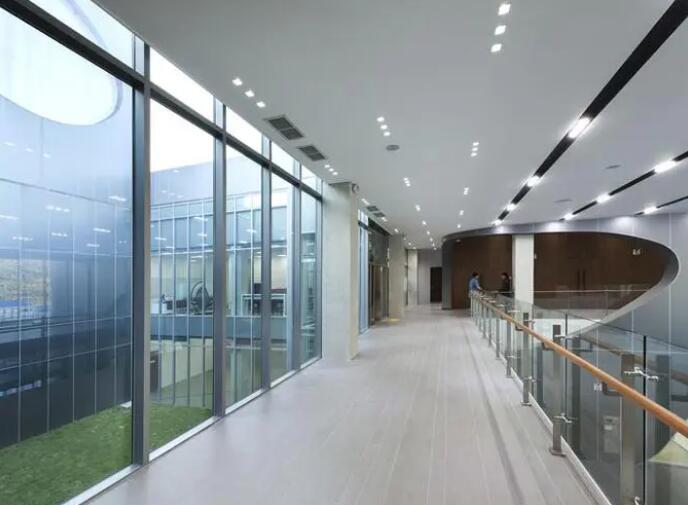 工廠(chǎng)辦公室走廊裝修